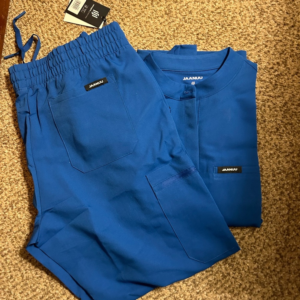 Jaanuu Blue Scrub Set